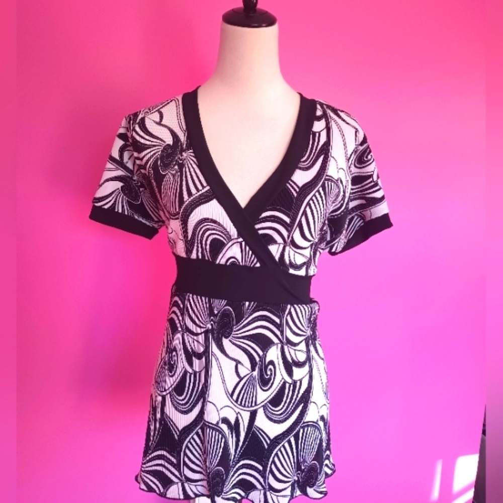 y2k Era Vision Apparel Ladies Black & White Stretch V-neck Blouse (Size Large) - Picture 2 of 7